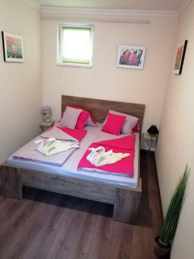 My Home Apartman ハイデゥソボスロー エクステリア 写真